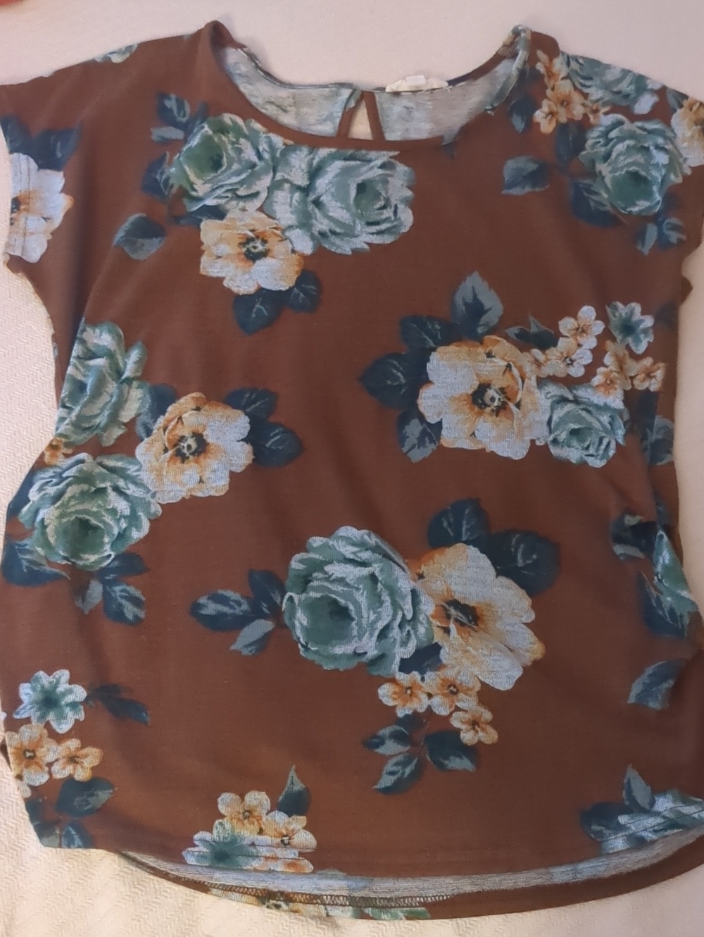 •🤎mine Brown Floral Short Sleeve Top